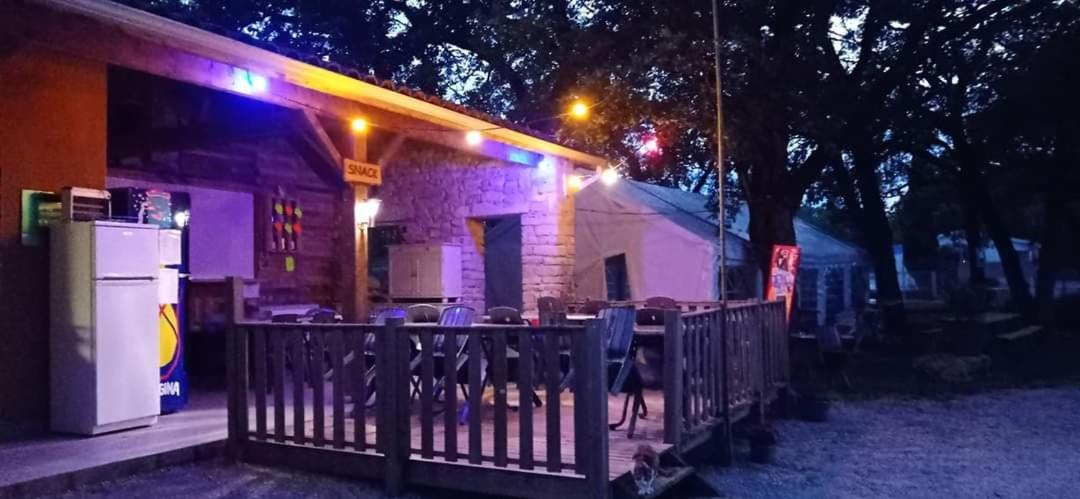 Camping Le Bel Air Mobil Home Le Cornouiller 4 Personnes Limogne-en-Quercy Экстерьер фото